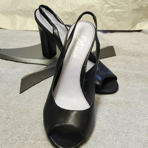 Delman Black open toe slingbacks 9 1/2M